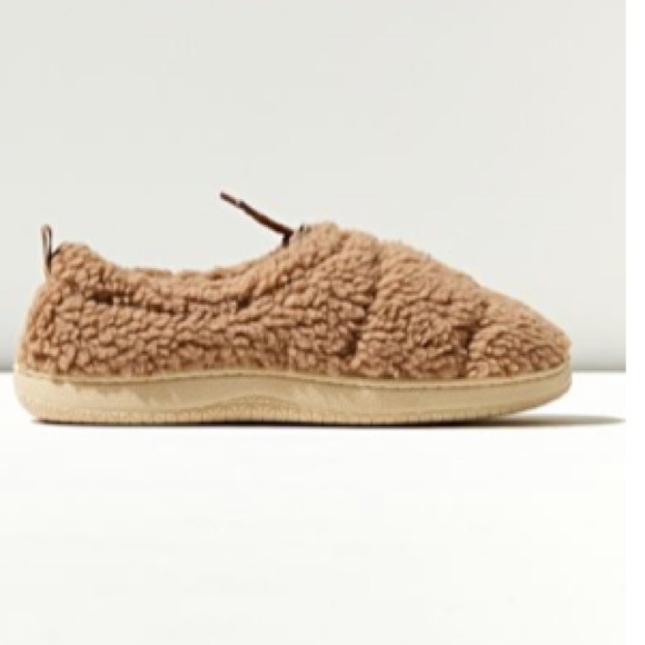 URBAN OUTFITTERS SHERPA HARDSOLE SLIPPERS NEW - Picture 7 of 11